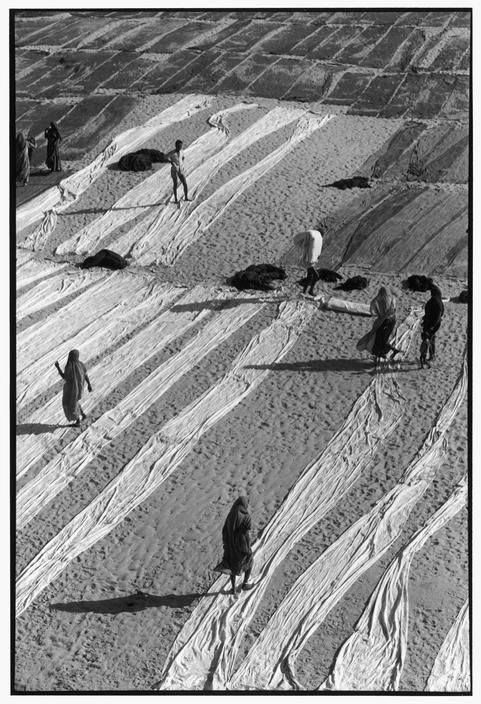 Reference: Henri Cartier-Bresson, India